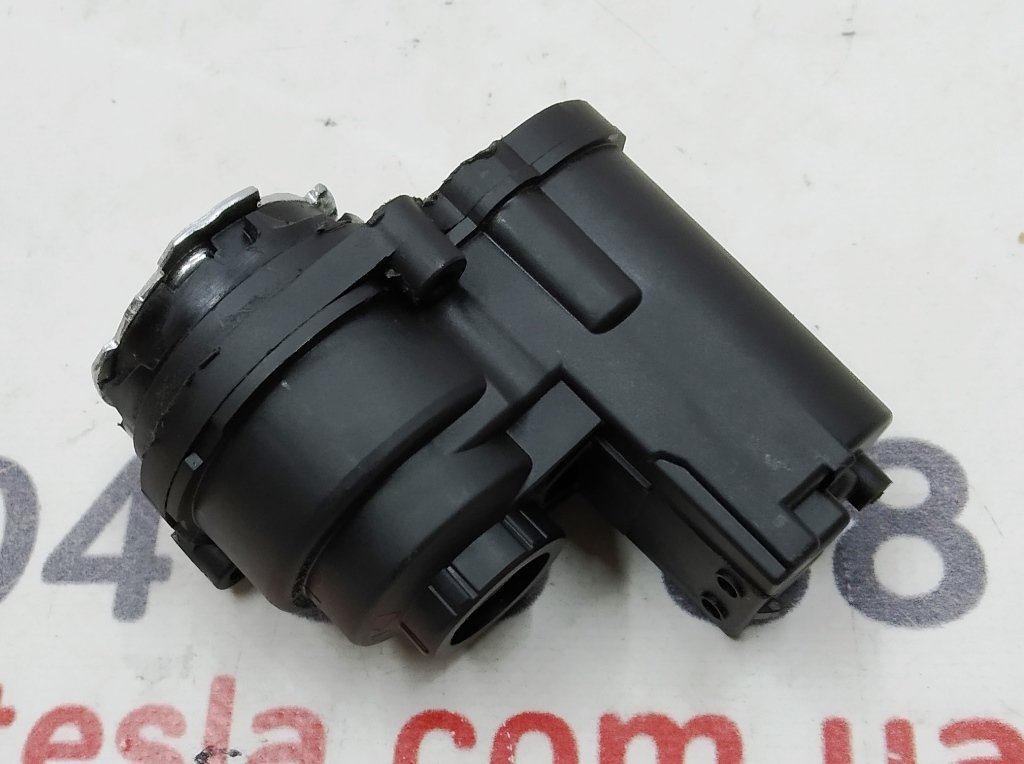 1 Mechanizm regulacji położenia lusterka zewnętrznego lewego Tesla wszystkie modele 1041317-00-G, 1110777-00, 1592031-00-F